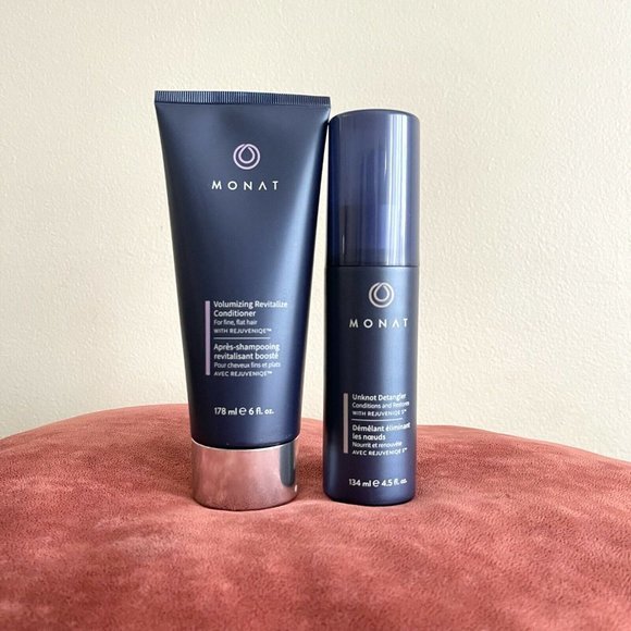 Monat Hair Monat Volumizing Revitalize Conditioner Unknot Detangler